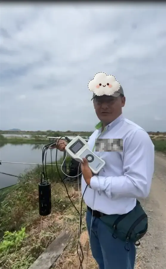 9fe0b1580a4159c2c913e8e8ef1ce804