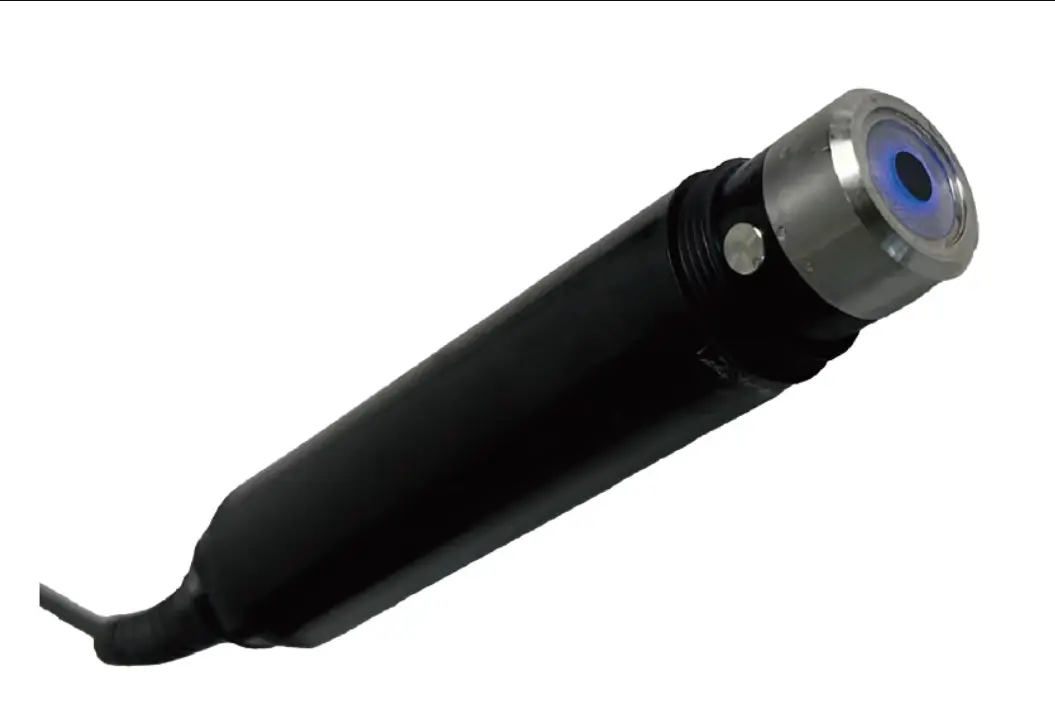 What method is used to determine dissolved oxygen in water?